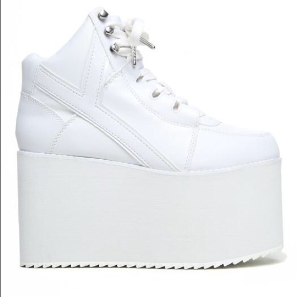 YRU Shoes - (SOLD) YRU Qozmo HI Platforms 💕